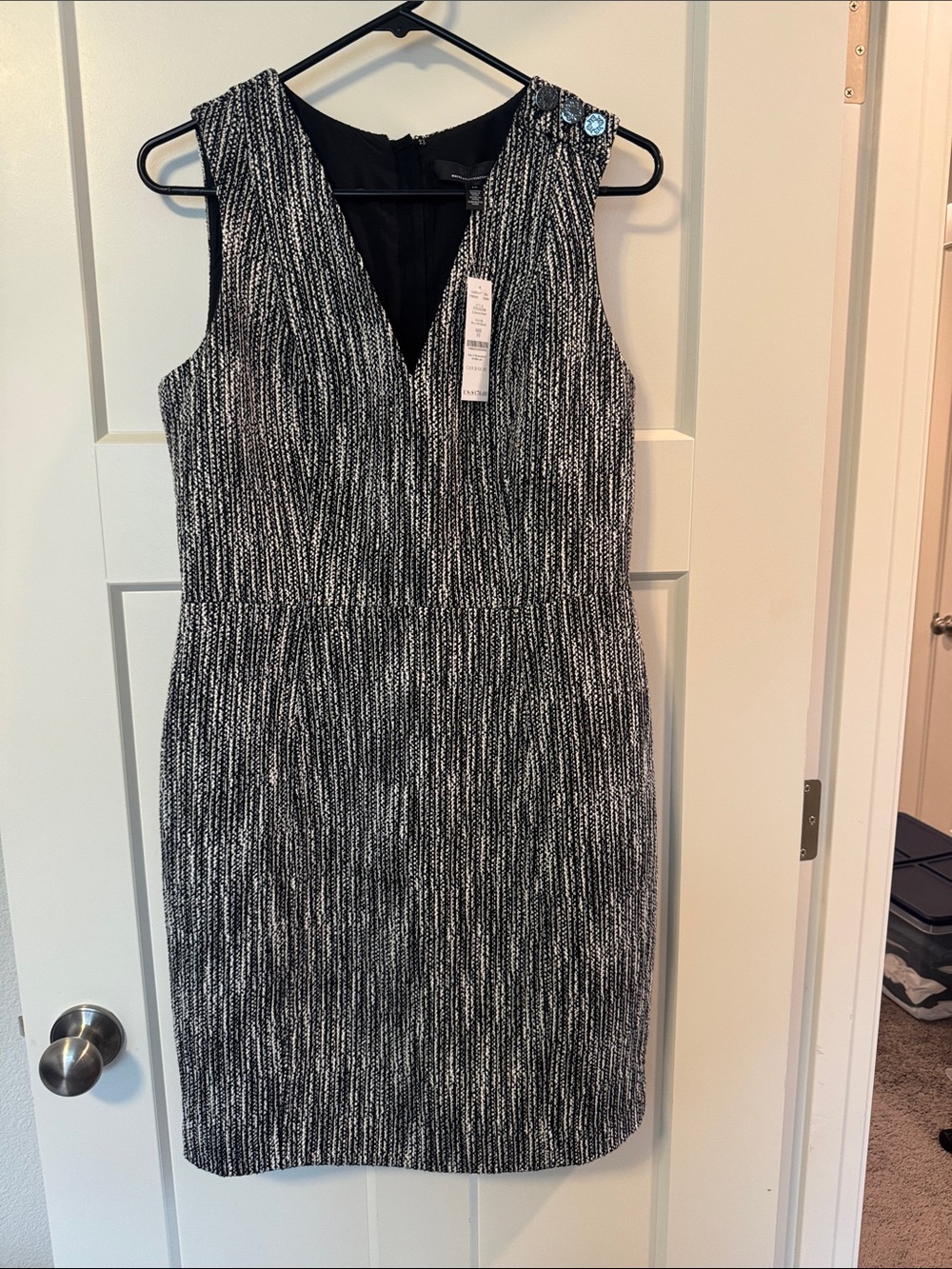 White House Black Market Black and White Textured V-Neck Sheath Dress